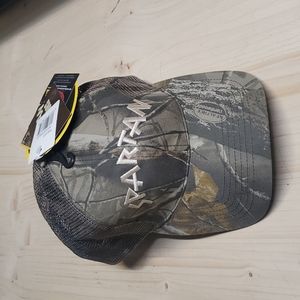 Mesh mask camo hat